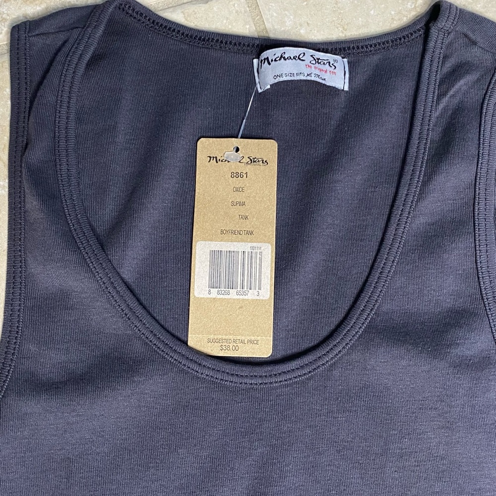 Michael Stars women’s boyfriend tank - Picture 3 of 4
